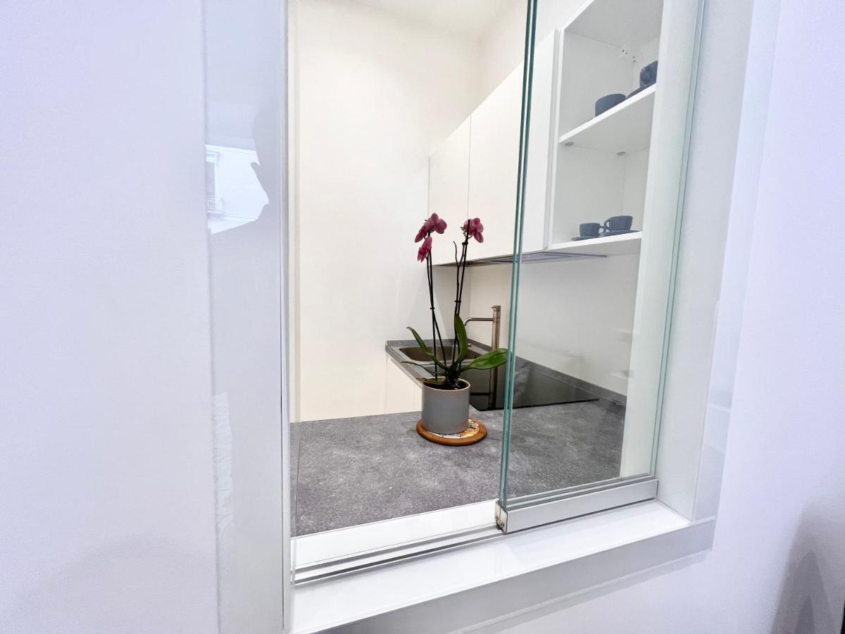 Soleil Luxury Apartment ไมยอรี ภายนอก รูปภาพ